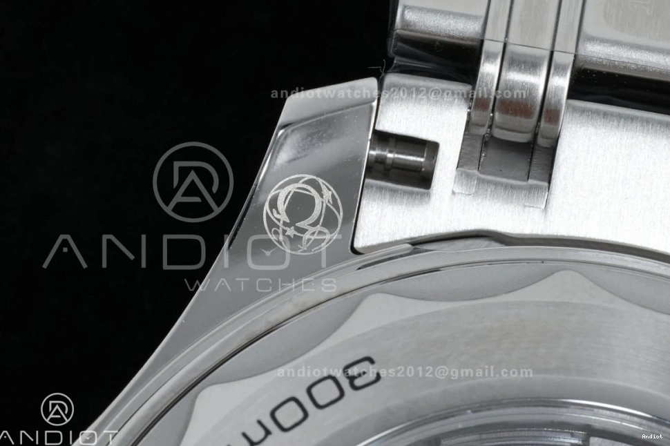 1:1 Edition Black Seamaster Bezel Clone Super Ceramic Asian Dial V4 Best 8800 Diver SS Black On VSF Bracelet 300M 0106